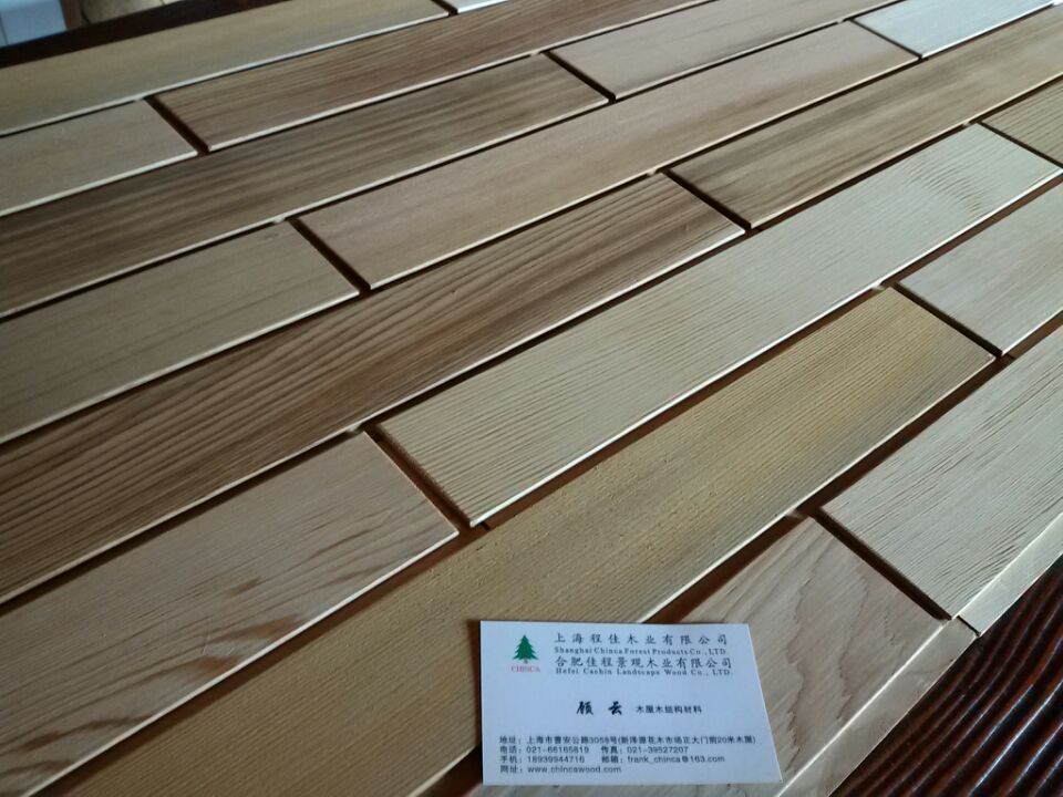 實木墻磚、墻裙與木瓦 自然與傳統在建筑材料中的復興